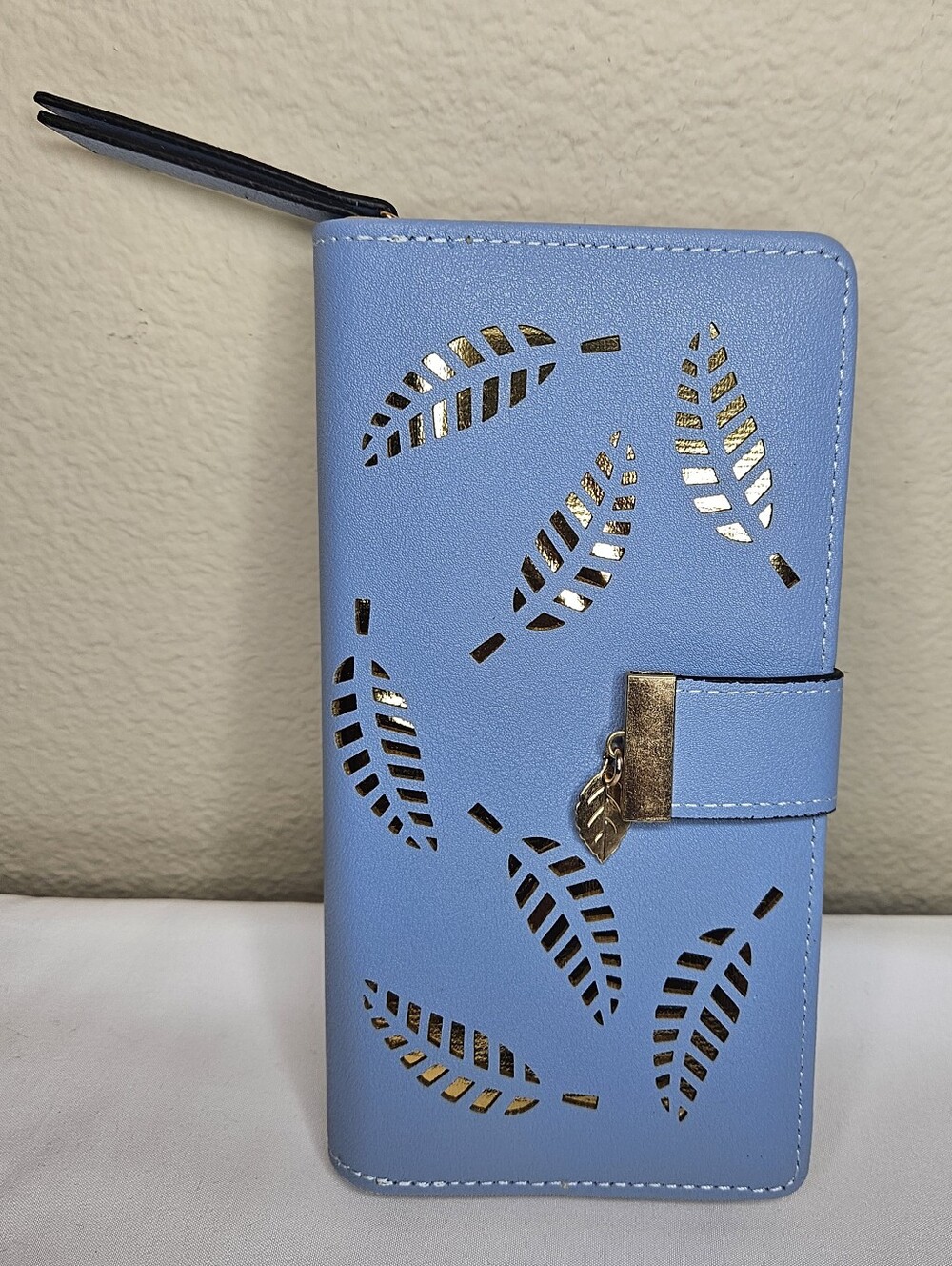 Blue Leaf Cutout Wallet | Faux Leather | Multi-Card NEW